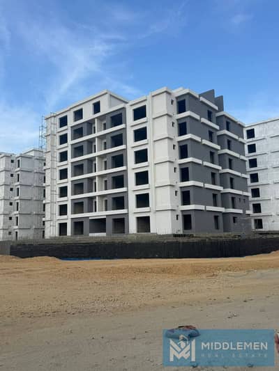 Duplex 200m with Garden 100m 3bd Prime Location Ready to Move in Creek Town  New Cairo