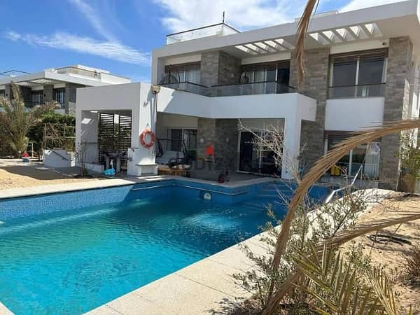 Luxury villa in Sahl Hasheesh with private swimming pool and sea view.