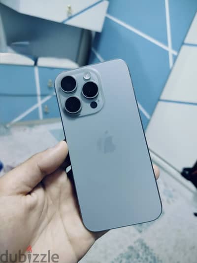 آبل - آيفون 15 برو