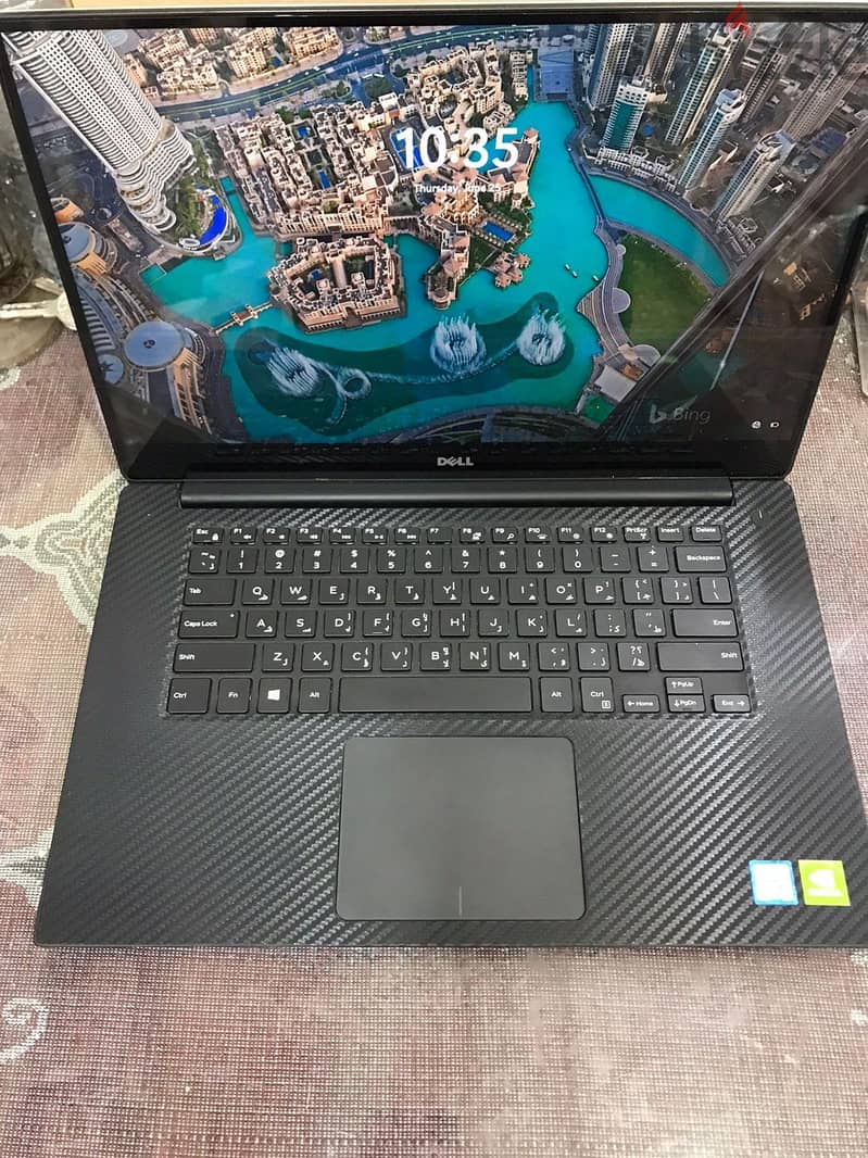 Dell precision  5520 1