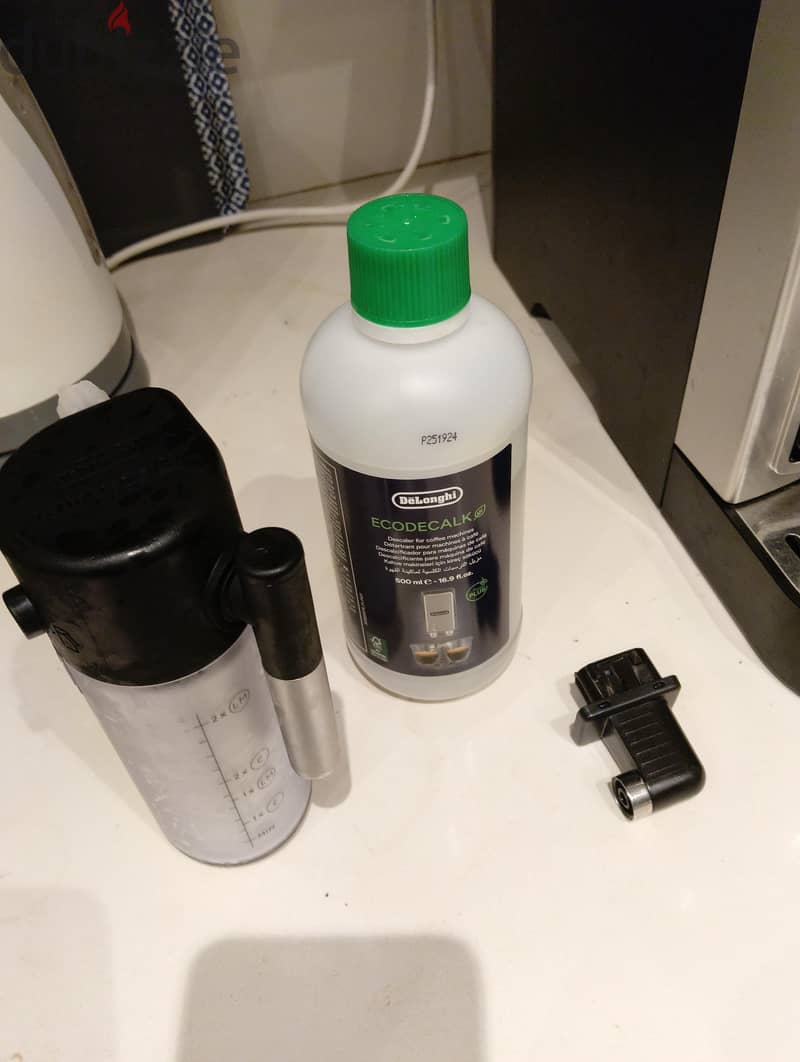 Delonghi fully automatic Coffee Beens Machine 2