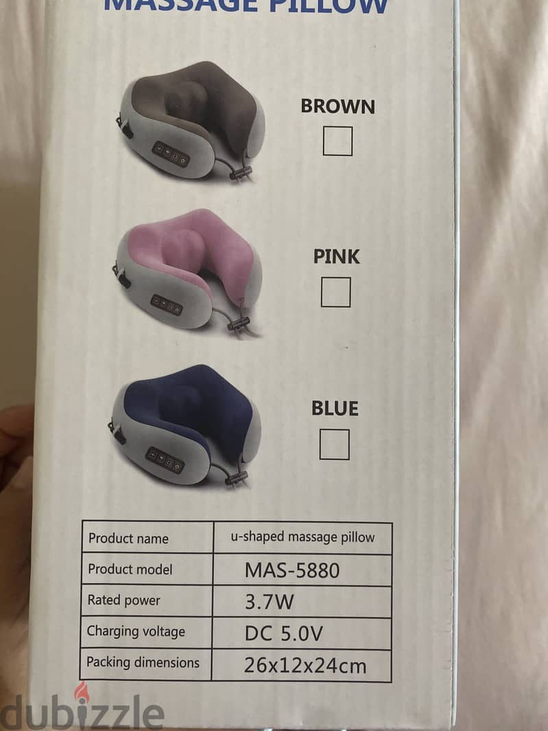 Massaging neck pillow U-shaped 1
