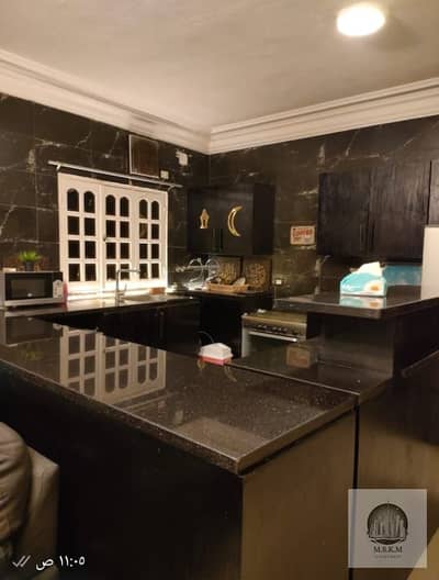 Furnished apartment for rent in Al Banafsej 4 Villas, 200 sq m, American kitchen, with air conditioning, at a bargain price of 20,000