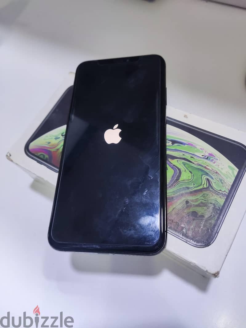 Apple - iPhone XS Max 1