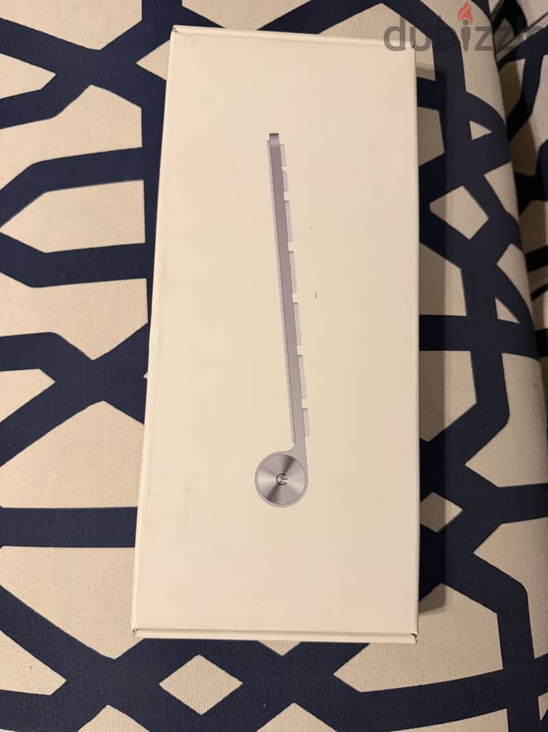 Apple wireless keyboard like new 3