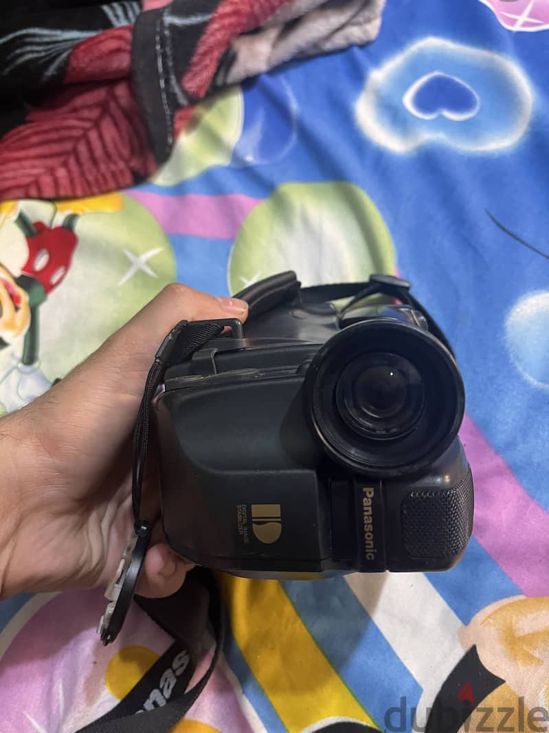 Camera panasonic NV-s500en 4