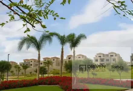 استلام فوري تاون هاوس 4 غرف بموقع مميز في كمبوند جولف فيوز Compound Golf Views بجوار جولف اكستينشن 6 اكتوبر الواحات الجيزه