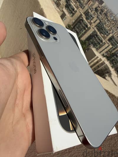 Apple - iPhone 16 Pro Max za بحالة الزيرو
