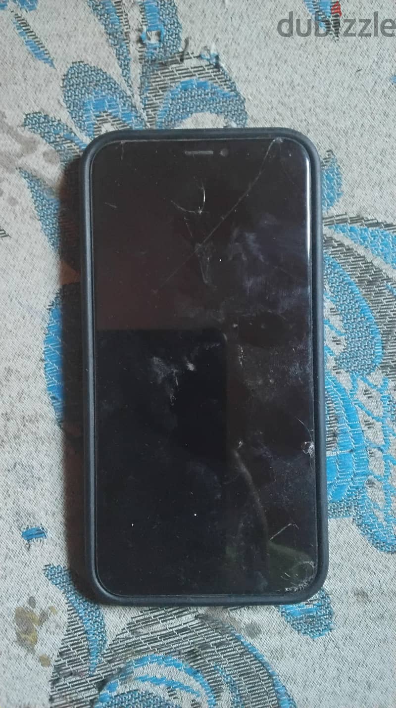 Apple - iPhone X 4