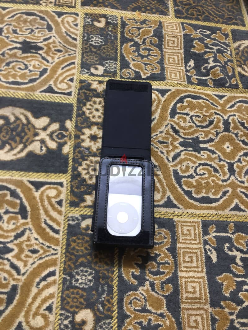 Apple iPod classic 60G  5th Generation 2