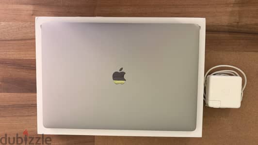 Macbook Pro 2019 16 inch 16GB 1TB
