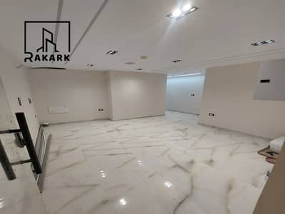 Office for rent in New Al-Nuzhah in Rich House Compound, official administrative license