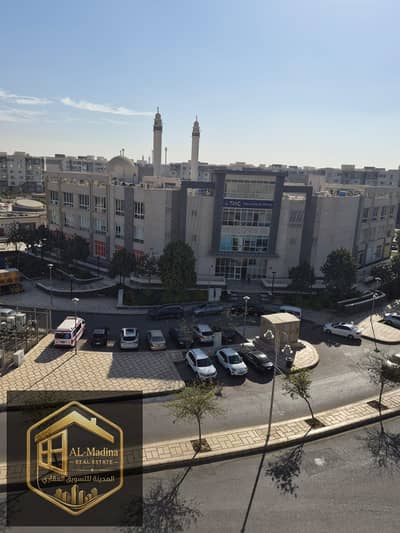 فرصة حقيقية للسكن في مدينتي, شقة  للايجار في قلب مدينتيB10, بجوار الخدمات مباشرة .