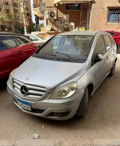 مرسيدس بنز بي 160 2010 Mercedes-Benz B160