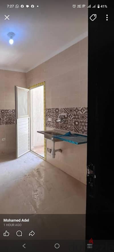 حوض المطبخ استانلس ومعاه خلاط حائط جداد لم يستخدم