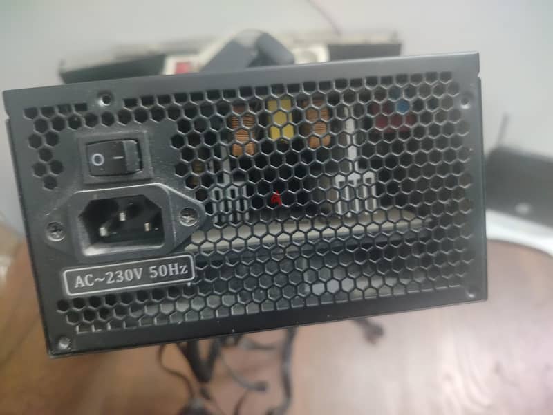 powers supply 600w 1