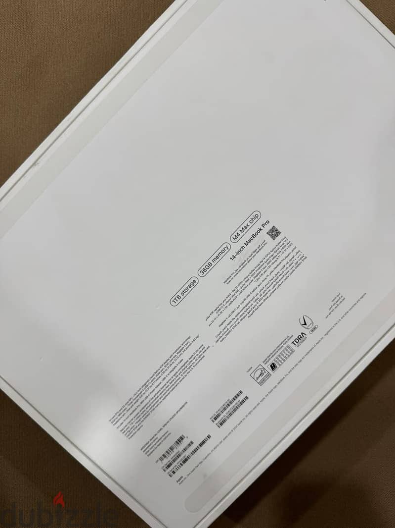 MacBook pro m4 max 1