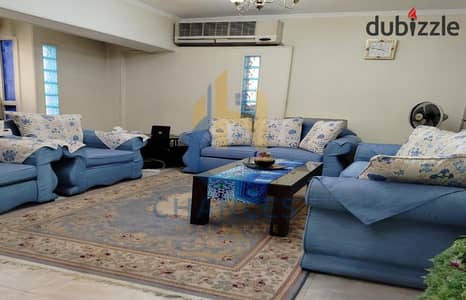 شقة للبيع في شارع 262 بالمعادي الجديدة – واجهة أمامية على شارع وأشجار