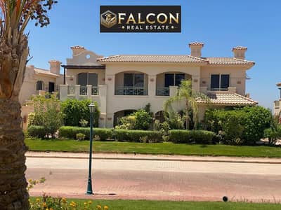 استلام فوري فيلا تاون كورنر بفيو مفتوح علي landscape للبيع بالتقسيط في باتيو  الشروق دقائق من التجمع و الجامعة الامريكية و مدينتي و البروج و كليوبترا