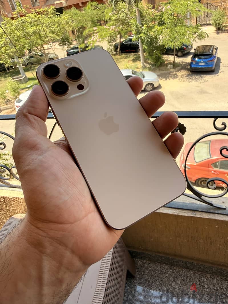 Apple - iPhone 16 Pro Max 1