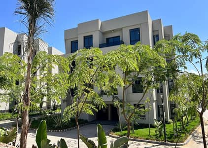 Chalet 5 % down payment, fully furnished, with a private garden, ready to move, and in a prime location in The Sky City El Galala Resort Ain El Sokhna