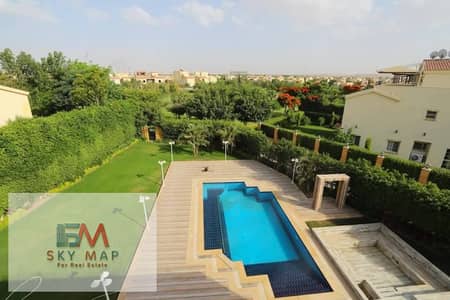 Standalone villa model v for sale in Madinaty with special finishing 2 swimming pools. The sale includes furniture and appliances.
