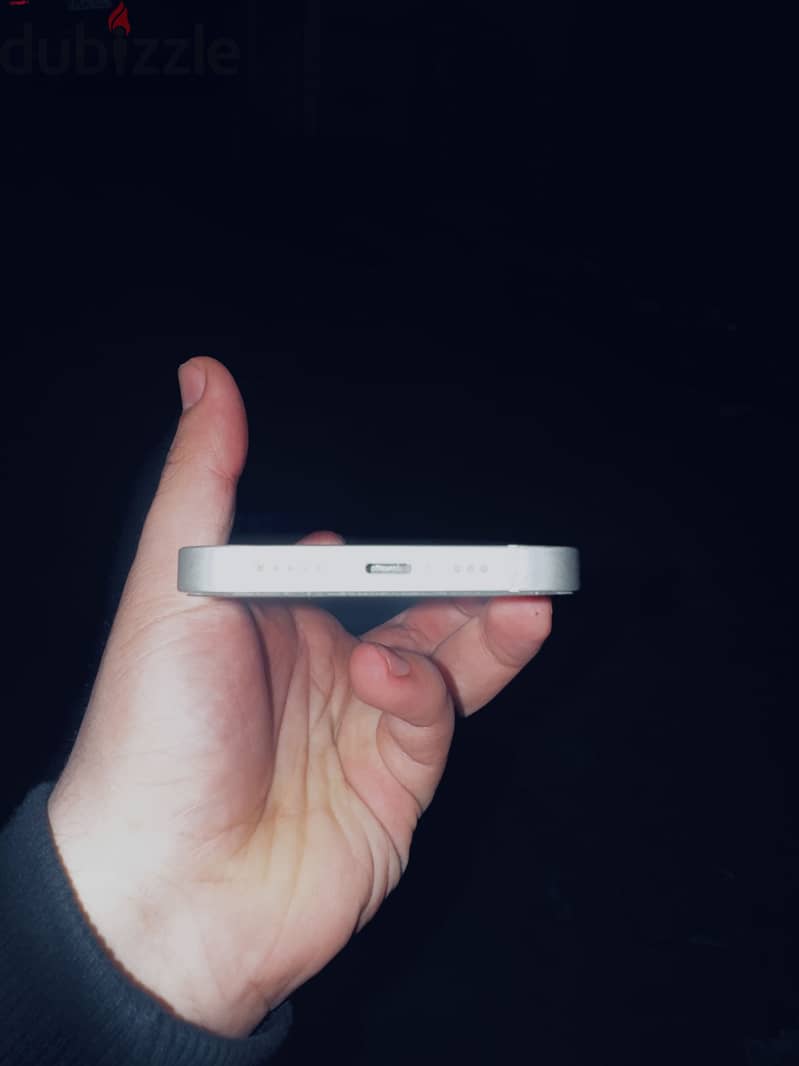 iPhone 13 3