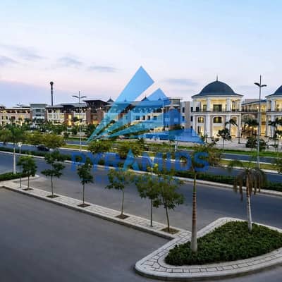 للبيع شقة مميزة في مدينتي – أمام All Seasons Mall  فرصة قوية للسكن أو الاستثمار في موقع مميز جدًا، شقة بمساحة كبيرة وتقسيم عملي، أمام All Seasons Mall