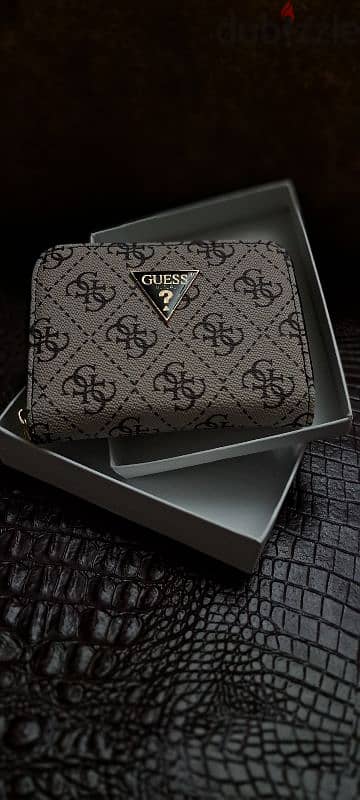 GUESS WALLET 1