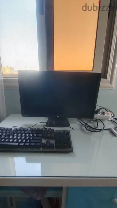 شاشة 20بوصه hp 60h ips panel بحاله ممتازه