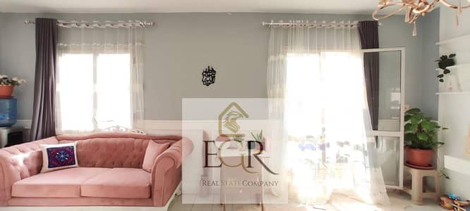 Apartment for rent in Al Rehab: 2 bedrooms, 1 bathroom, close to amenities, custom finishes. 