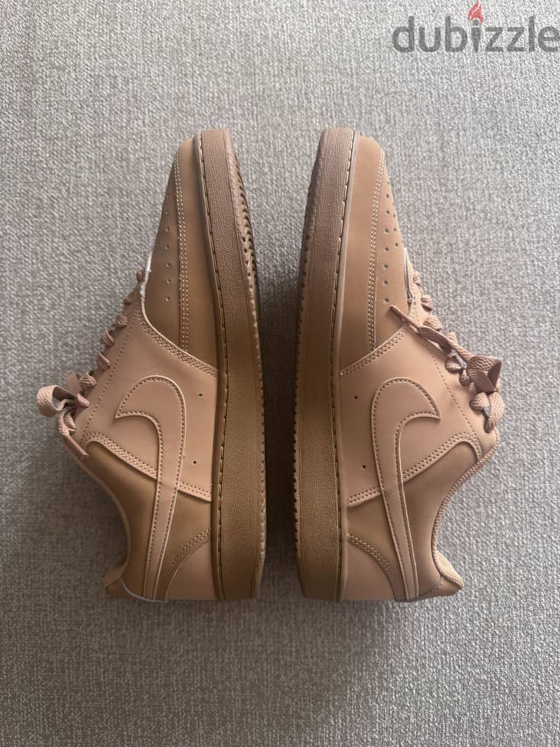 Nike Air Force Gumsole - Size 43 2
