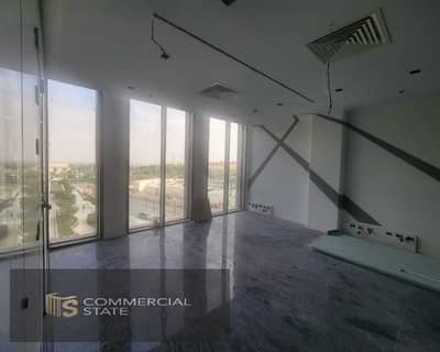 مكتب متشطب 96م للبيع في كايرو فيستيفال سيتى- التجمع الخامس