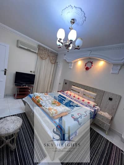 Furnished apartment for rent in Al Rehab City, 90 sqm, located near all amenities. Situated on the third floor (no elevator), it features custom finis