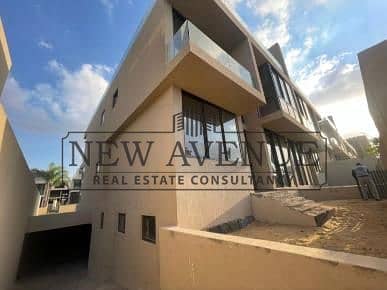 Ready to move Luxurious Twin House view greenery for sale at Lake View Boutique New Cairo developed by El Hazek