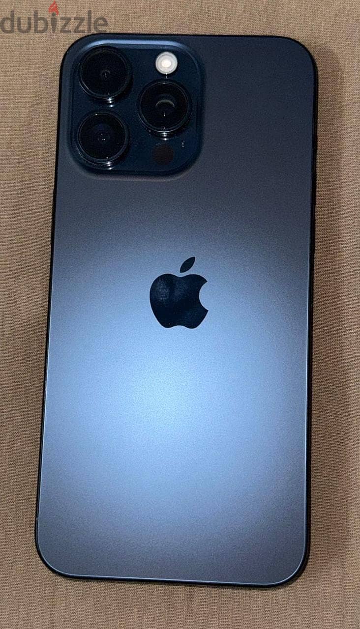 Apple - iPhone 15 Pro Max 7