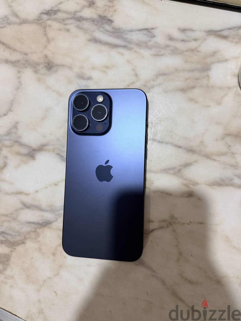 Apple - iPhone 15 Pro Max 18