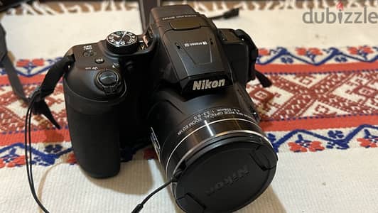 Nikon coolpix B700