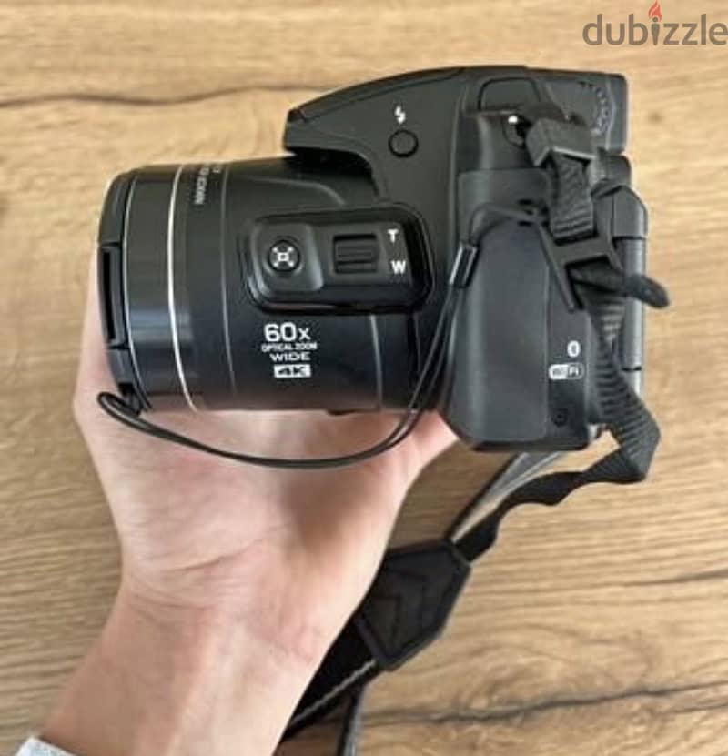 Nikon coolpix B700 18