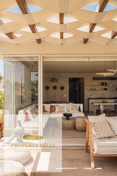 Chalet overlooking a lagoon for sale in Marsa Bagoush
