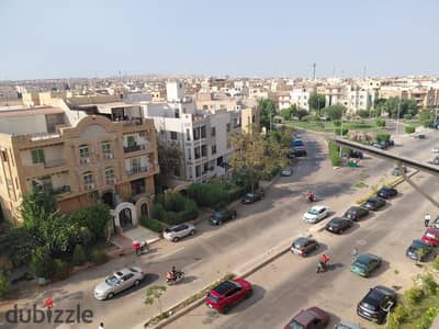 Apartment for Rent in Sheikh Zayed 175 sqm Front facade facing the street, directly next to España Plaza Mall.