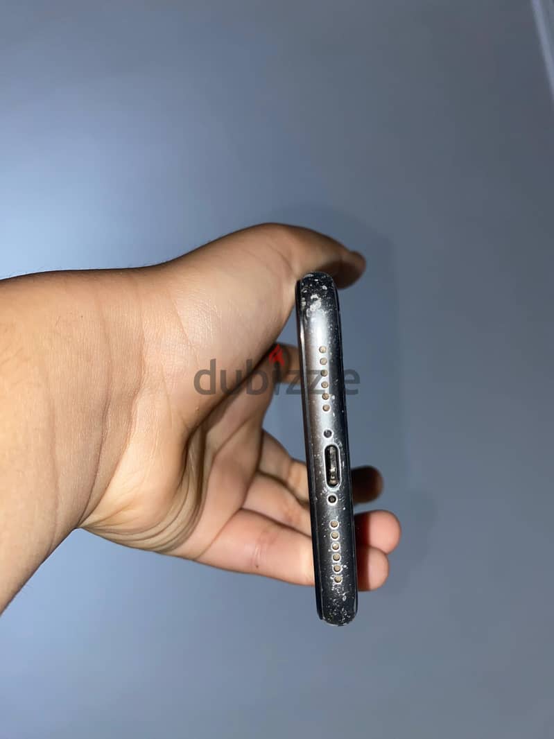 Apple - iPhone 11 5