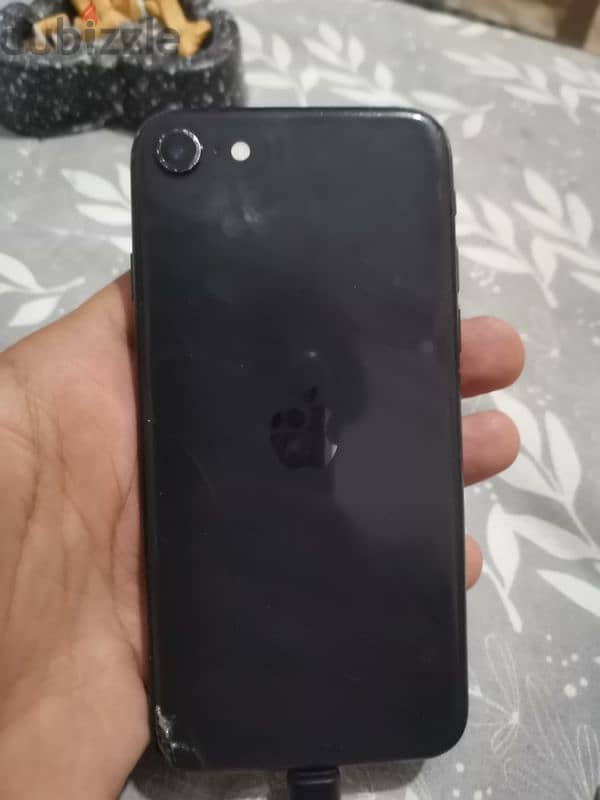iPhone SE 2020 5