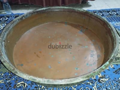 طشط نحاس انتيكه من انتيكات الزمن الجميل