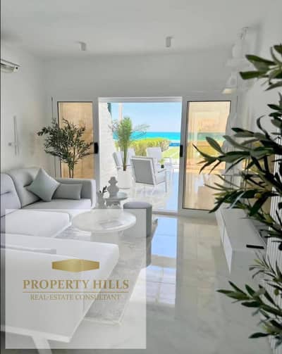Chalet for sale, you will receive it fully finished in Hacienda, you can see the sea completely, consisting of 3 rooms, ultra super lux finishing