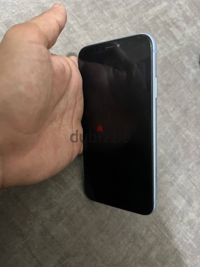 Apple - iPhone XR 5