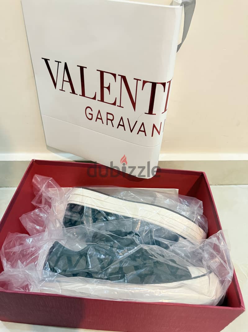 Valentino garavni 1