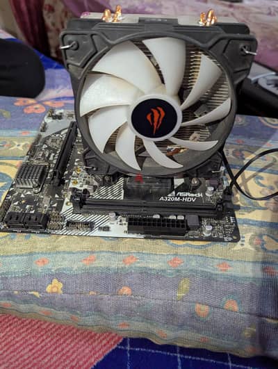 مبرد معالج هافيت Havit Gamenote F2003 RGB بحالة ممتازة