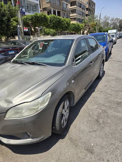 Peugeot 301 2015 Highline