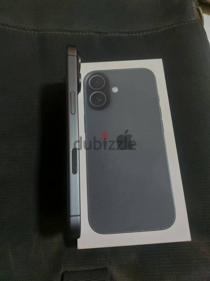 Apple - iPhone 17 5
